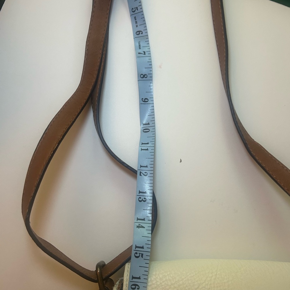 B.O.C. Crossbody Bag - Picture 12 of 13